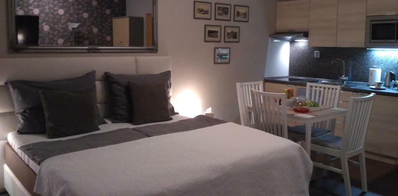 Harrachov Resident Apartments "Terrace & Chill" - High Speed Wifi, Smart Tv, Netflix, Disney Plus Екстер'єр фото
